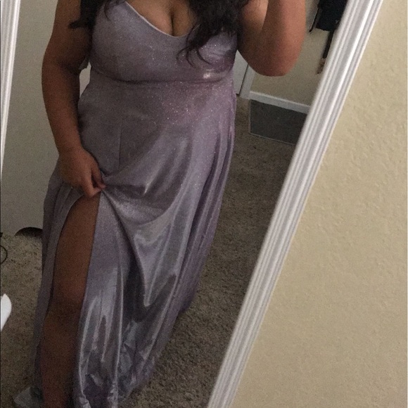 BRAND NEW PROM DRESS - Picture 3 of 4